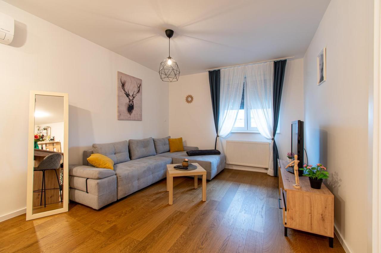 Апартаменти Flexible Selfcheckins 39 - Zagreb - Parking - New Екстер'єр фото